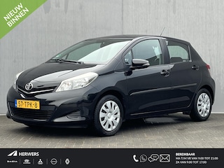 Toyota Yaris 1.0 VVT-i Aspiration / Trekhaak (Trekgewicht 750kg) / Achteruitrijcamera / Navigatie full map / Climate Control / Bluetooth / Elektrische Ramen voor /