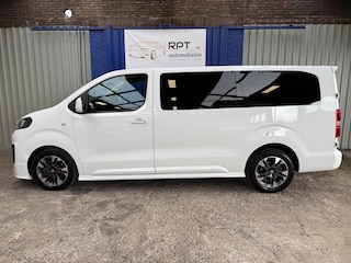 Opel Vivaro 2.0 CDTI L2H1 Innovation Irmscher Edition.