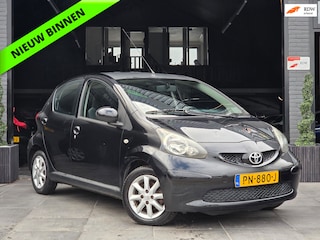 Toyota Aygo 1.0-12V|Airco|Elek.Ramen|Navi|Trekhaak|AUX