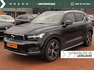 Volvo XC40 1.5 T2 Inscription | Adaptieve Cruise Control | BLIS Dodehoek Detectie | Leder | Trekhaak | Elektr. Stoelen | Keyless | Stoel + Stuurverwarming | 19 Inch | Treeplanken |