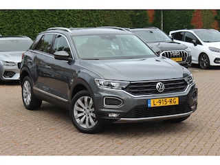 Volkswagen T-Roc 2.0 TSI 4Motion Sport / Trekhaak / Camera / Virtual Cockpit / CarPlay / 17'' / Stoelverwarming / DAB / ACC / Elektr. achterklep