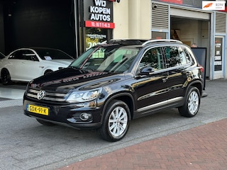 Volkswagen Tiguan 2.0 TSI Sport&Style 4Motion Automaat Leer Navi Pano