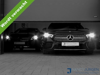 Mercedes-Benz GLC 300e 4M| AMG | Actieve Distronic | MBUX High End | Elektr. Panoramadak | Night Pakket | Winter Pakket | Parkeer Pakket met 360* Camera | Wegdraaibare Trekhaak | Diefstal Bev. Plus |
