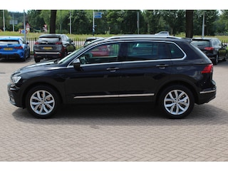 Volkswagen Tiguan 1.4 TSI 4Motion Highline / Trekhaak / Camera / Virtual Cockpit / 17'' / Navigatie / ACC