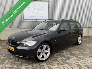 BMW 3-serie Touring 318i E91 Executive 2008 / Leer / Trekhaak / Carplay breedbeeld / Stoelverwarming / NAP