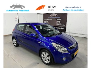 Hyundai i20 1.4i i-Catcher HALF-LEDER / NAP / LM VELGEN