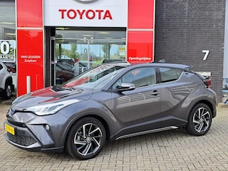 Toyota C-HR 2.0 HYBRID 184PK DYNAMIC NAVI KEYLESS CAMERA PARK-SENSOREN APPLE/ANDROID 18"LM-VELGEN NL-AUTO