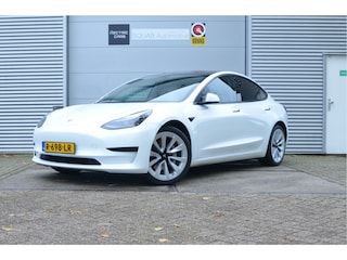 Tesla Model 3 Standard RWD Plus 60 kWh LFP Accu, 19" Alu, AutoPilot