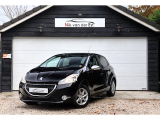 Peugeot 208 1.2 PureTech Style Pack-Clima-Trekhaak-Cruise-Navi-LED