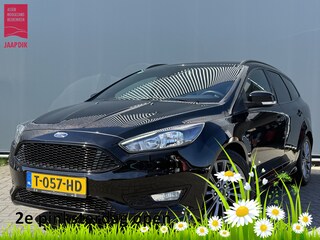 Ford Focus Wagon BWJ 2018 1.0 126 PK ST-Line ST-LINE / CLIMA / CRUISE / PRIV. GLAS / LMV 17 INCH / MULTIFUNCT. STUUR / SPORTSTOELEN