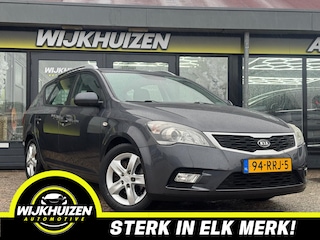Kia Ceed cee'd Sporty Wagon 1.4 CVVT Navigator Plus Pack met Airco !!! Navigatie !!! Nap !!!