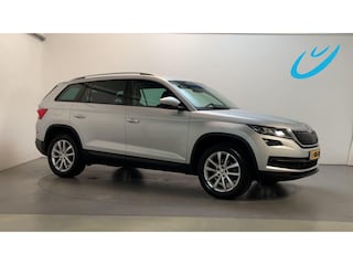 Skoda Kodiaq 1.5 TSI 150pk DSG Business Edition Leder-Stof Camera Navigatie Sfeerverlichting