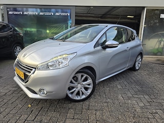 Peugeot 208 1.6 THP Allure | 2E EIGENAAR | 12MND GARANTIE | LEDER | CRUISE | NAVI |