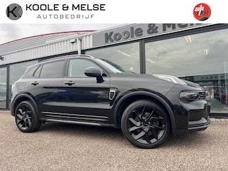 Lynk & Co 01 1.5 261pk PLUG IN HYBRID , BLACK EDITION , Zwarte velgen , PANODAK , 360 gr camera , ADAPTIVE CC , CARPLAY