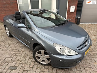 Peugeot 307 CC 2.0-16V / Leder / Cruise / Automaat / NAP / Airco / Stoelverwarming