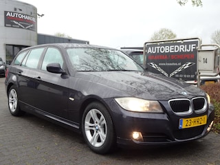 BMW 3-serie Touring 318i Business Line