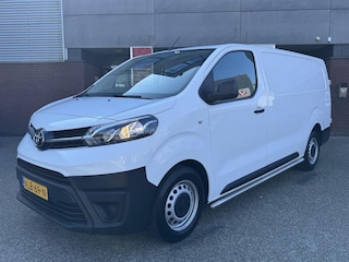 Toyota Proace Long 1.5 D-4D 102PK COOL COMFORT 3-PERS AIRCO SIDE-BARS BETIMMERING-LAADRUIMTE NL-AUTO
