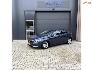 Volvo V40 D2 AUTOMAAT NAVI | AIRCO | CRUISE CONTROL | PDC | TREKHAAK