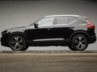 Volvo XC40 1.5 T4 Recharge Inscription Expression (APPLE CARPLAY,NAVI,LED,HARMAN/KARDON,SPORTSTOELEN,TREKHAAK,360 VIEW,CAMERA,PDC)