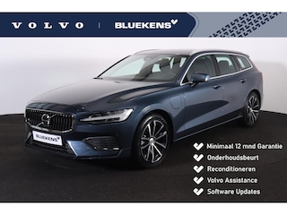 Volvo V60 T6 Recharge AWD Essential Bright - IntelliSafe Assist & Surround - Parkeercamera achter - Verwarmde voorstoelen, stuur & achterbank - Parkeersensoren voor & achter - High Performance audio - Elektr. inklapbare trekhaak - 18' LMV