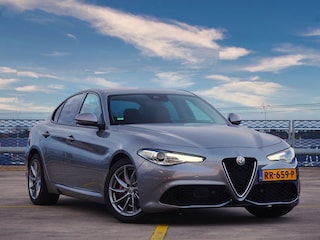 Alfa Romeo Giulia 2.0 T AWD Veloce Q4 280PK - TREKHAAK -