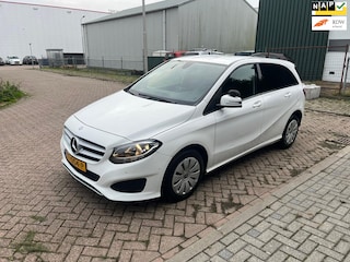 Mercedes-Benz B-klasse 220 d Automaat Cruise Airco Pdc Voor En Achter