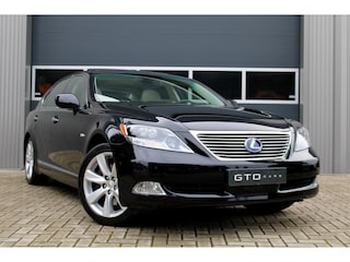 Lexus LS 600h L. President V8/Young Timer/TV/Massage/Mark Levison/Carplay/Vol opties!