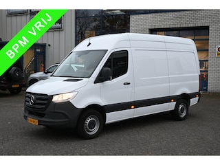 Mercedes-Benz Sprinter 317 CDI L2H2 RWD MBUX met camera, LED in laadruimte, Opstap