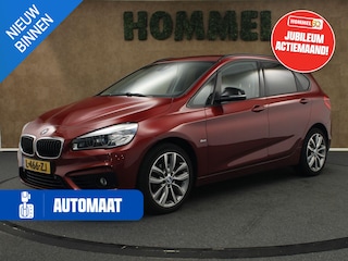 BMW 2-serie Tourer 218i High Executive - ELEKTRISCHE ACHTERKLEP - KEYLESS START - VOORSTOELEN VERWARMD - NAVIGATIE - CRUISE CONTROL - CLIMATE CONTROL- BLUETOOTH - SPORTSTOELEN- MISTLAMPEN VOOR