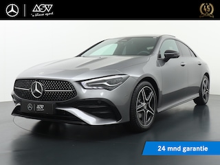 Mercedes-Benz CLA 180 AMG Line | Panorama - Schuifdak | 360° Camera | Nightpakket | DAB+ Radio | Sfeerverlichting | Alarmsysteem | 18' Lichtmetalen AMG Velgen
