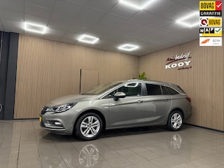 Opel Astra Sports Tourer 1.4 Business+ * Navigatie / Camera / Stoel-Stuurverwarming / NL Auto *