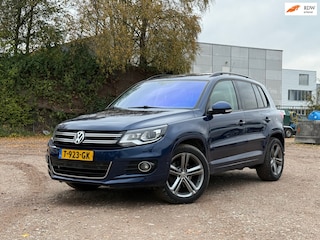 Volkswagen Tiguan 2.0 TDI DSG 4Motion/R LINE/PANO/Standkachel/VOL