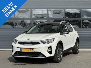 Kia Stonic 1.0 T-GDI DYNAMICLINE I APPLE CARPLAY I P-CAMERA I NAVIGATIE I CRUISE CONTROL