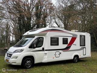 Bürstner Ixeo Time it 734 Fiat 2.3 131pk Euro 5 | Queensbed | Elektr.Hefbed | Aparte douche/ wc | Garage | Camera | Trekhaak | 91dkm | TOPSTAAT