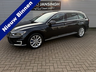 Volkswagen Passat Variant 1.4 TSI GTE Highline Automaat!! | Trekhaak | Stoelverwarming & Massage | Camera | Navi | ACC | PDC V+A | RIJKLAARPRIJS INCL 12 MAANDEN GARANTIE EN BEURT