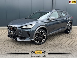 Cupra Formentor 1.4 e-Hybrid 204pk * Trekhaak * Stoelverwarming * Carplay * Side Assist *