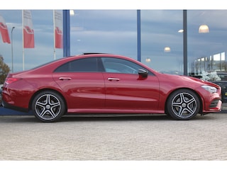 Mercedes-Benz CLA 200 AUT7 AMG Line NIGHT PAKKET PANORAMADAK MEMORY SFEER CAMERA