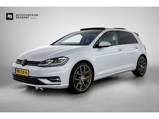 Volkswagen Golf 1.4 TSI Highline (NL-auto, Panorama, Trekhaak, Carplay, StoelV, Climate Cont, Parkeersensoren, Cruise Con, Etc)