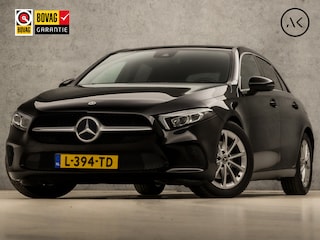 Mercedes-Benz A-klasse 200 Sport 164Pk Automaat (GROOT NAVI, CAMERA, GETINT GLAS, LEDER, STOELVERWARMING, SPORTSTOELEN, CRUISE, PARKEERSENSOREN, NIEUWSTAAT)