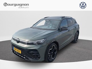Volkswagen Tiguan 1.5 TSI 110kW DSG R-Line | 150Pk | Leder | Pano dak | HUD | Trekhaak | ERGO Active | Verwarmde/gekoelde Sportstoelen