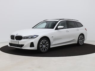 BMW 3-serie Touring 320e xDrive Business Edition | PANO | CAMERA | KEYLESS | HUD | STOELVERW. | TREKHAAK