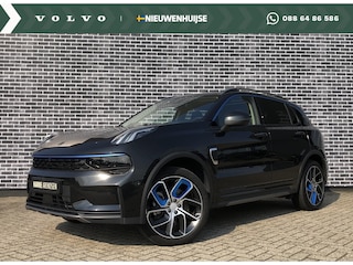 Lynk & Co 01 1.5 | Panoramadak | Adaptieve cruise control | 20" velgen | LED koplampen | Navigatie | Apple Carplay / Android Auto | Elektrische achterklep |