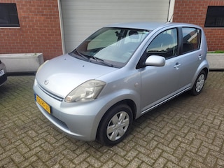 Daihatsu Sirion 2 1.0-12V Trend Trekhaak | NW.APK