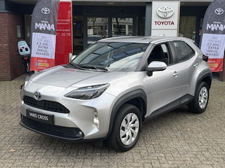 Toyota Yaris Cross 1.5 HYBRID ACTIVE CAMERA AD-CRUISE LICHT/REGENSENSOR EL-SPIEGELS APPLE/ANDROID