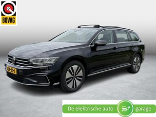 Volkswagen Passat Variant 1.4 TSI PHEV GTE Business | Panoramadak | Camera | Stoelverwarming |