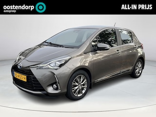 Toyota Yaris 1.5 Hybrid Executive | Navigatie | Licht metalen velgen | Parkeercamera | Armsteun voor |