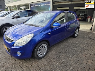 Hyundai i20 1.4i DynamicVersion | 2E EIGENAAR | 12MND GARANTIE | AIRCO | ELEC RAMEN
