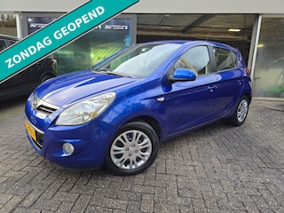 Hyundai i20 1.4i DynamicVersion | 2E EIGENAAR | 12MND GARANTIE | AIRCO | ELEC RAMEN