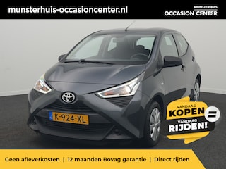 Toyota Aygo 1.0 VVT-i X-Fun - RIJKLAARPRIJS - All seasonbanden - Airco - Bluetooth