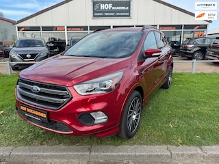 Ford Kuga 1.5 EcoBoost ST Line 150pk CARPLAY / CAMERA / TREKHAAK